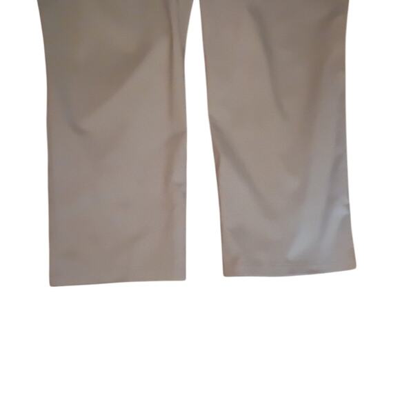 Lee Relaxed Straight Leg 24W Petite Wrinkle Free Mid Rise Khaki Workwear Career - Picture 9 of 10